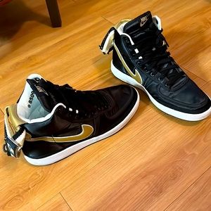 Selling, black, gold and white Nike